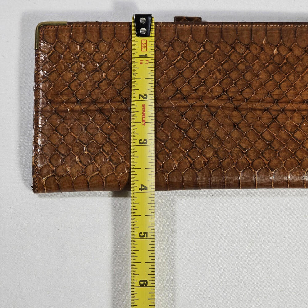 Vintage 1957 Ford Cobra Snake Skin Wallet 300-500 Club Membership Banquet MCM - Picture 11 of 11